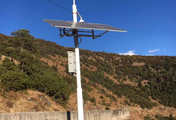 无线监控太阳能供电系统多少钱一套