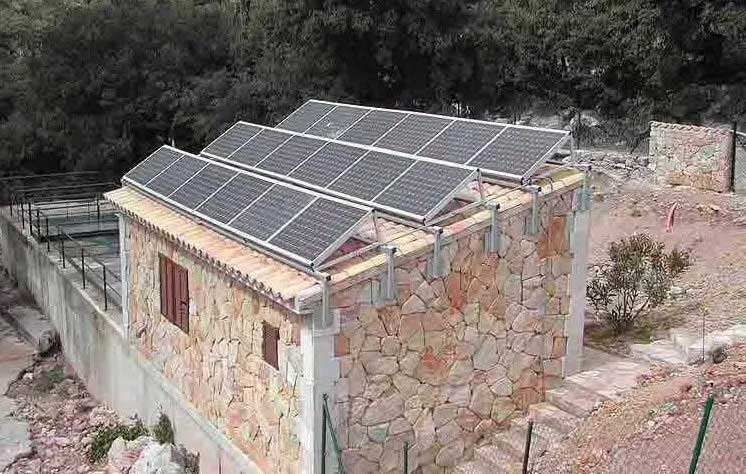 小型太阳能发电系统多少钱一台